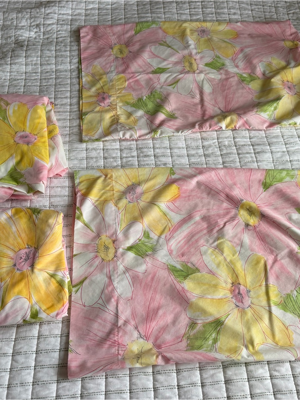Floral Cotton Full bed sheet and fitted sheet and Pillowcase Set